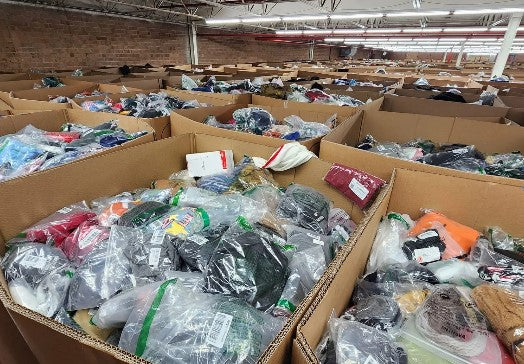 AMAZON CLOTHING TRUCKLOAD - ALL NEW